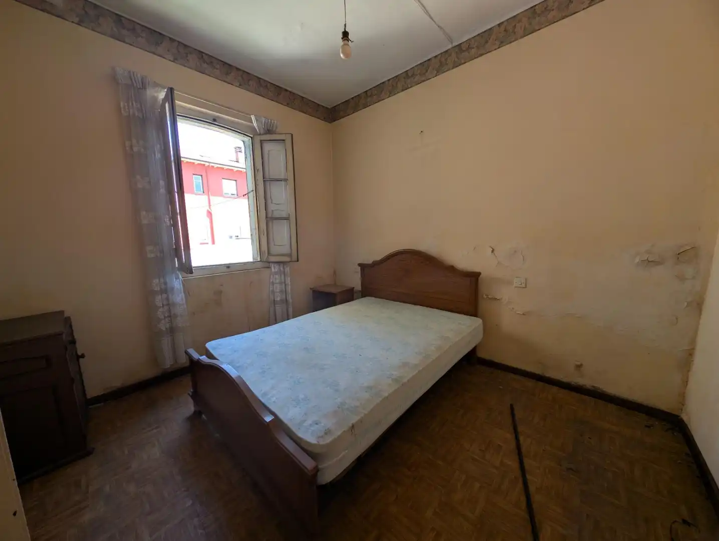 Dormitori de Casa o xalet en venda en Langreo amb Jardí privat