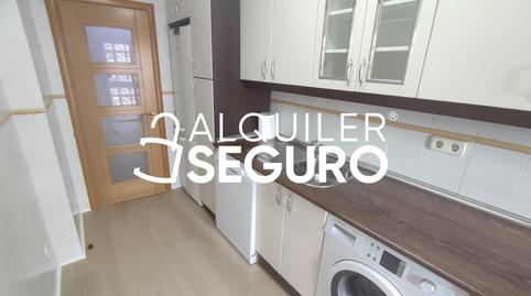 Photo 5 of Flat to rent in De Ribadavia, Pilar, Madrid