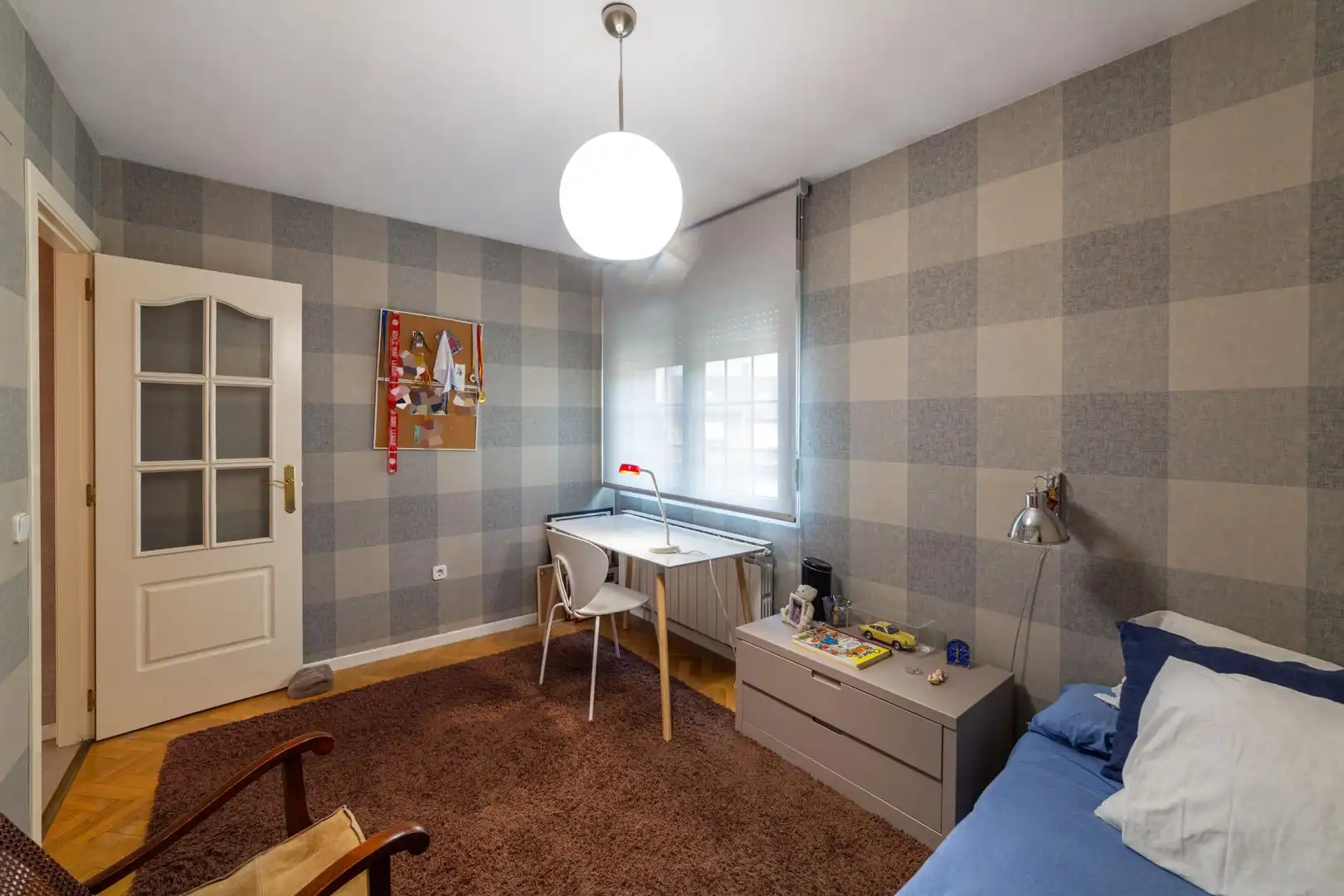 Habitación de Casa adosada en venta en Simancas con Calefacción, Jardín privado y Alarma