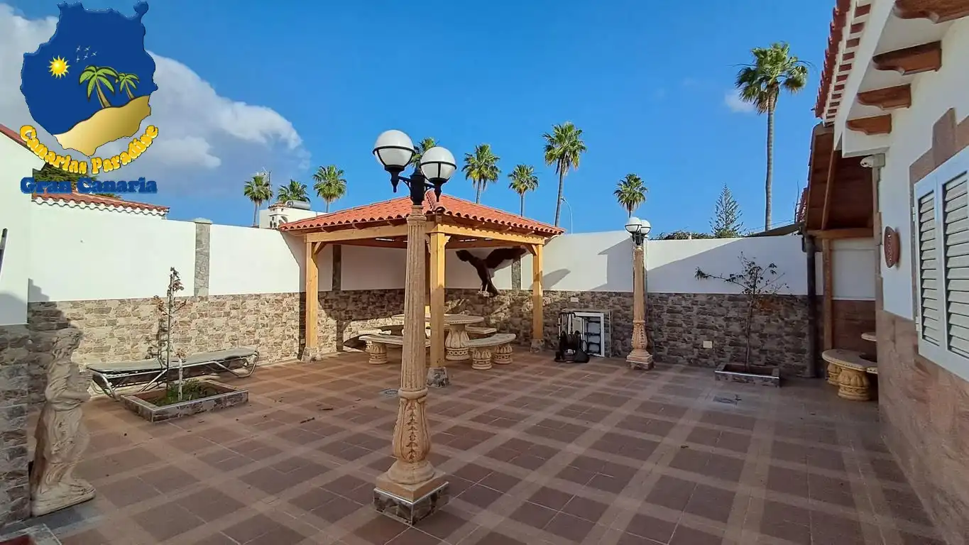 Terrassa de Casa o xalet en venda en San Bartolomé de Tirajana amb Aire condicionat, Terrassa i Moblat