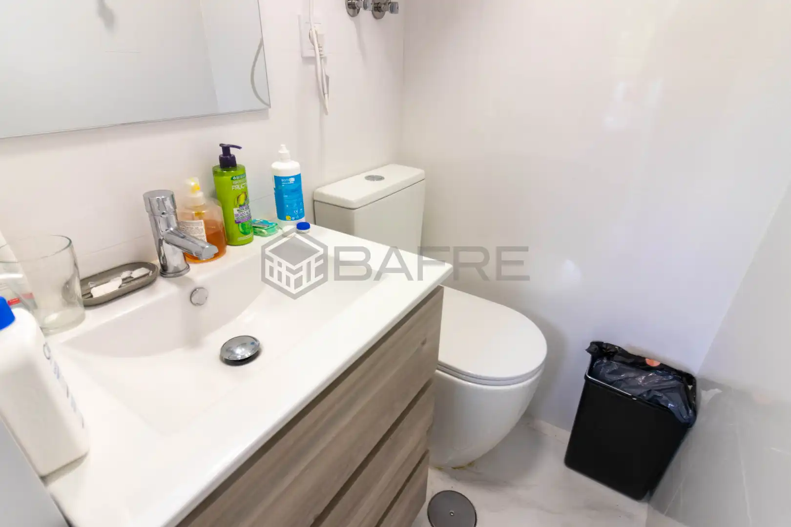 Bathroom of Flat for sale in Madrid  with Air Conditioner