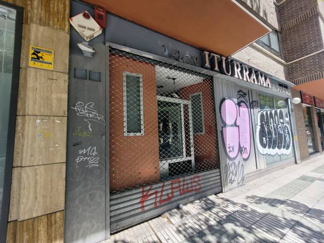 Local comercial en Alquiler en Pamplona-Iruña - Calle Iturrama, 6 en Iturrama