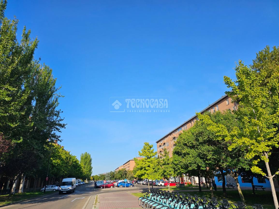 Exterior view of Flat for sale in  Zaragoza Capital