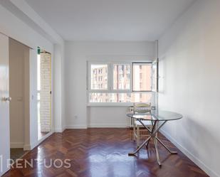 Bedroom of Flat to rent in  Madrid Capital  with Terrace