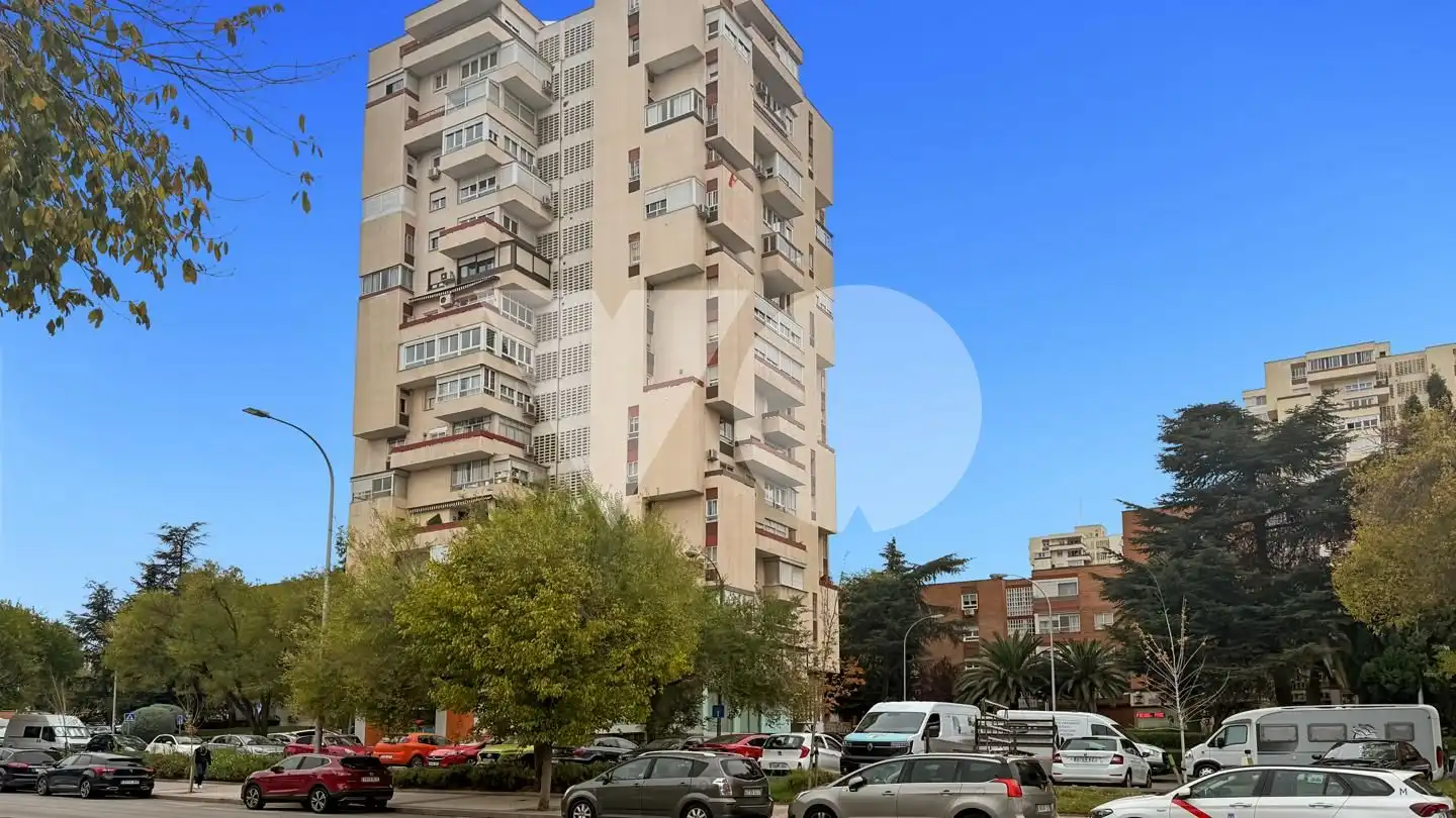 Exterior view of Study for sale in Hortaleza