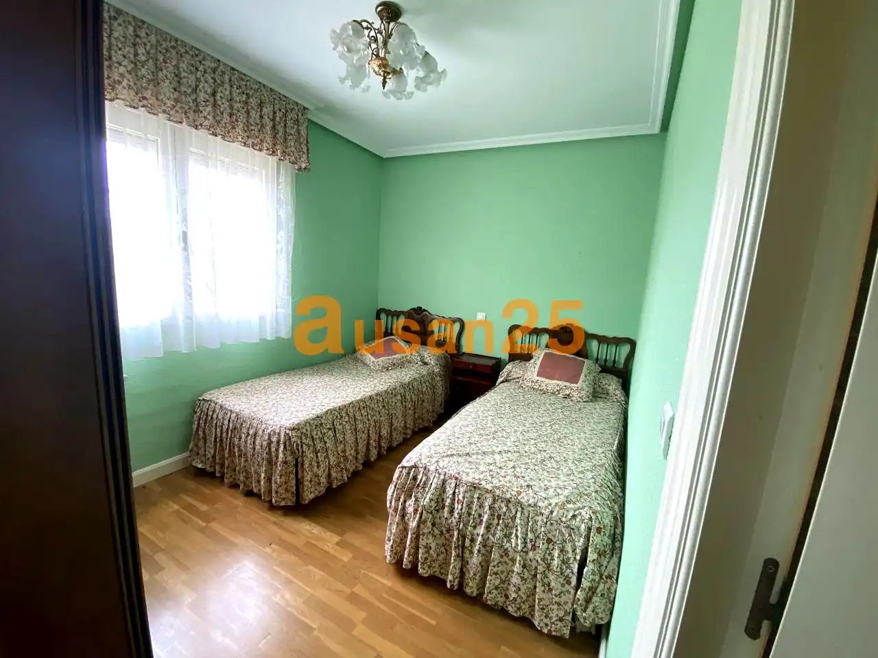 Schlafzimmer von Haus oder Chalet zum Verkauf in Fresnillo de las Dueñas mit Heizung, Parkett und Terrasse