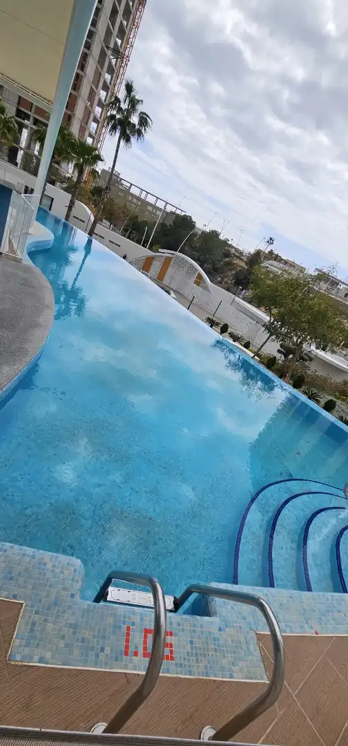 Mini appartamento con piscina in vendita a Avenida República Argentina, imagen 81