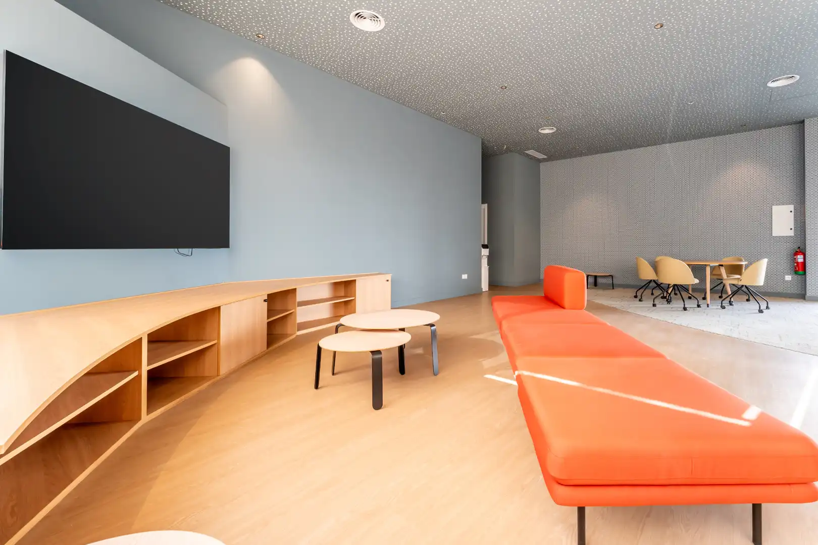 Study for rent in Avenida de las Ciencias, 39, Colores - Entreparques