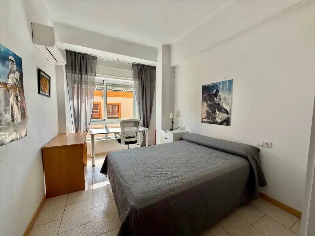 Bedroom of Flat for sale in Córdoba  with Balcony