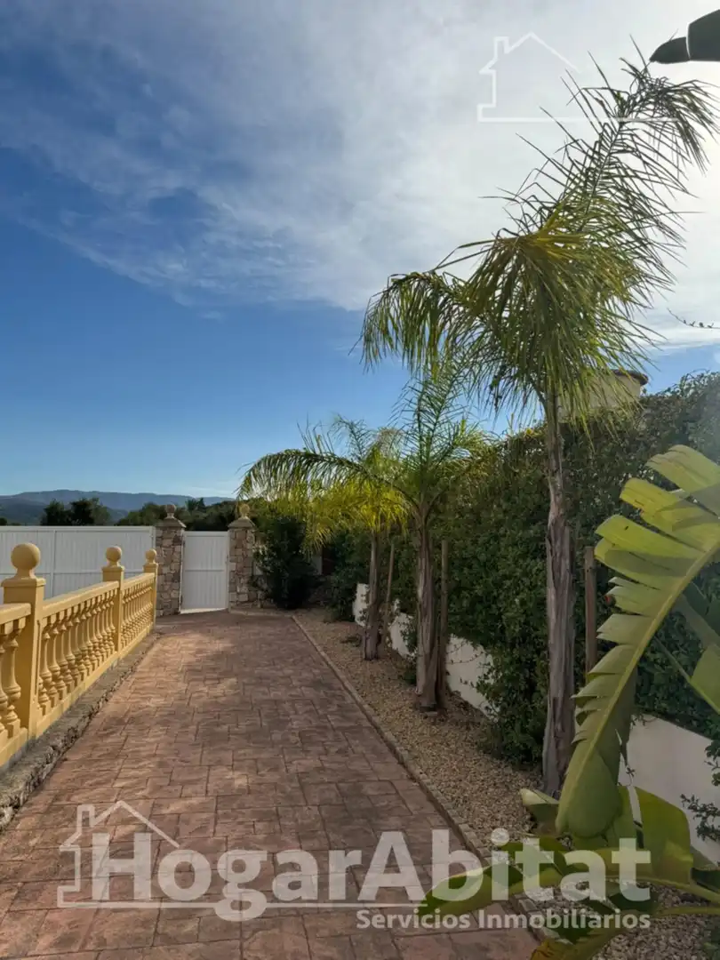 Vista exterior de Casa o chalet en venta en Beniarbeig con Aire acondicionado, Jardín privado y Terraza