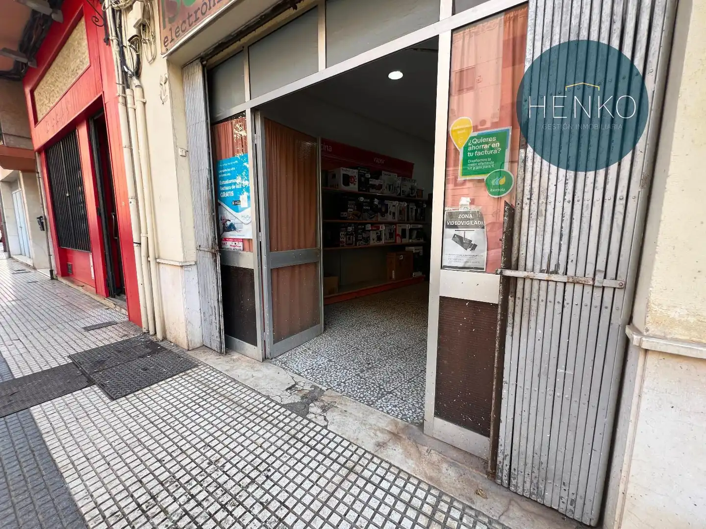 Gewerbefläche zum Verkauf in Santiago Apostol, imagen 2