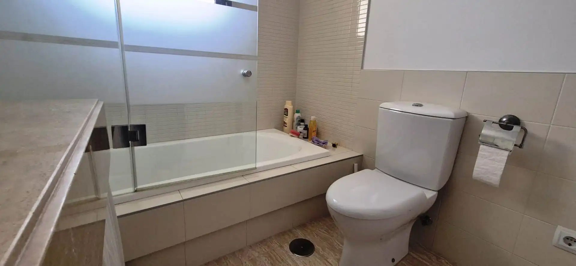 Baño de Casa adosada en venta en Puerto Real con Aire acondicionado, Jardín privado y Parquet