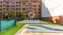 Swimming pool of Attic for sale in  Madrid Capital  with Air Conditioner