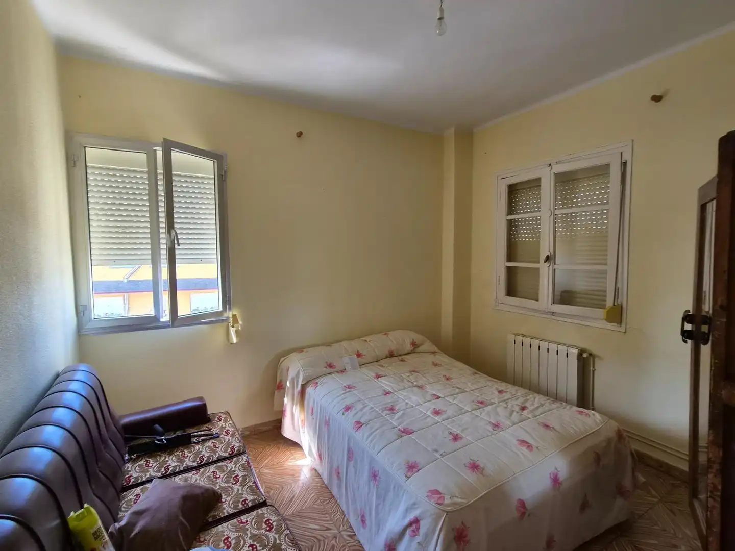 Bedroom of Residential for sale in Cacabelos