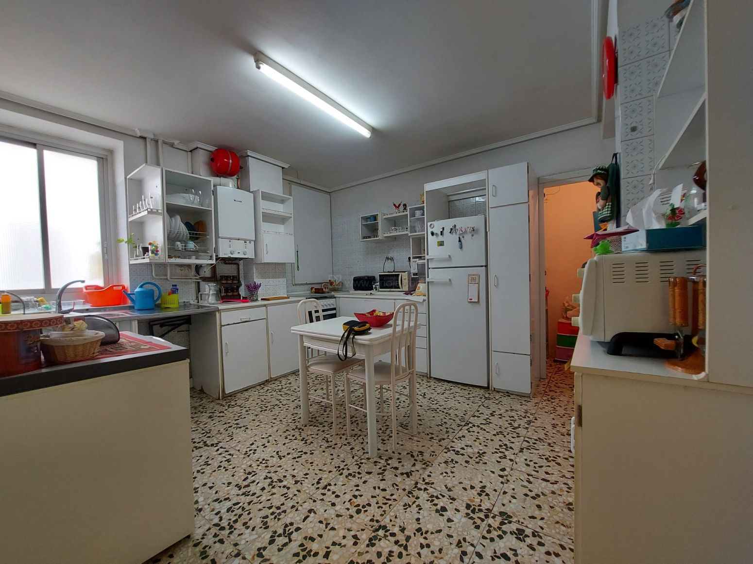 Cuina de Pis en venda en  Logroño amb Calefacció, Parquet i Traster