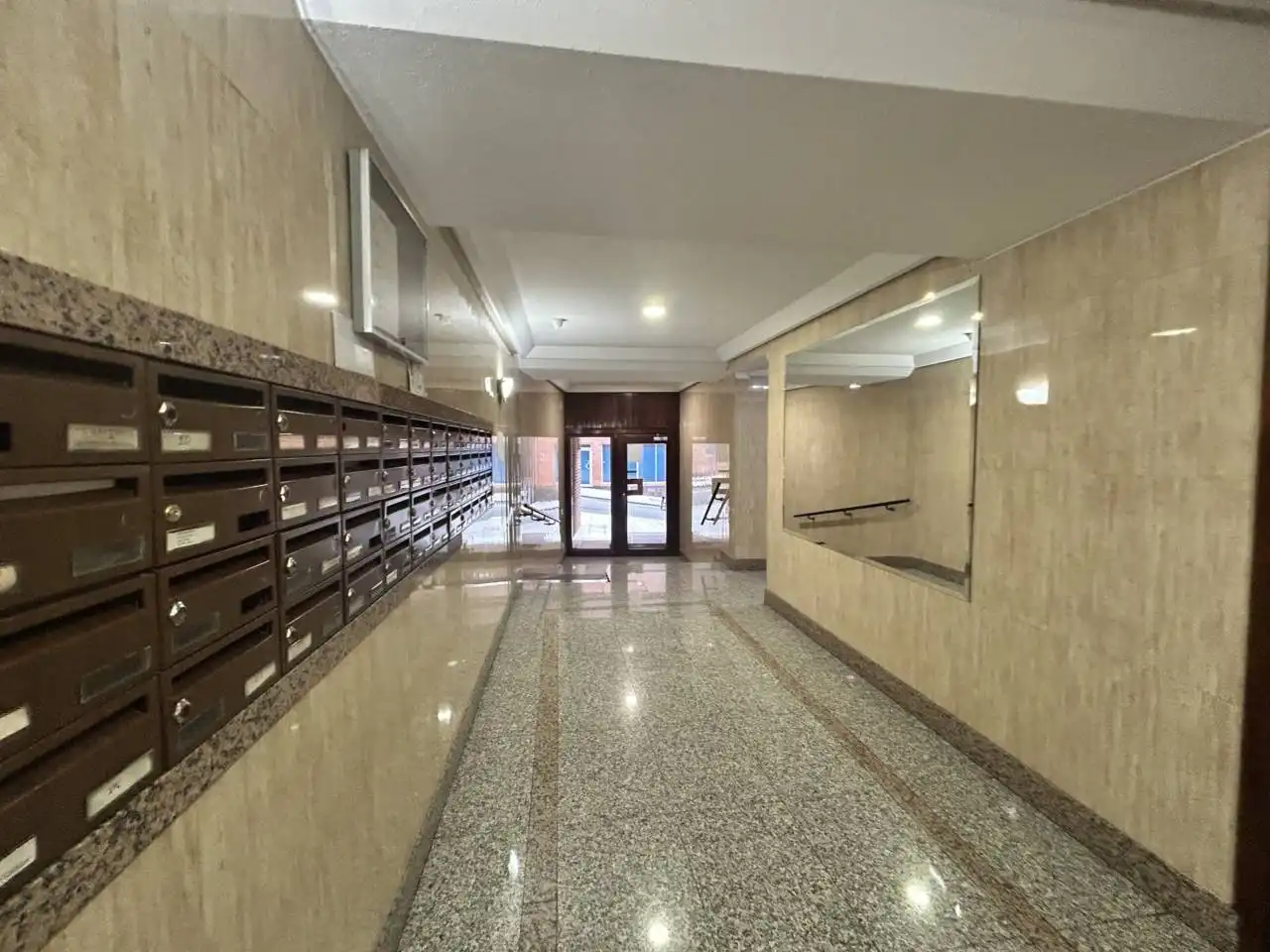 Apartamento en venta en Oviedo  con Calefacción