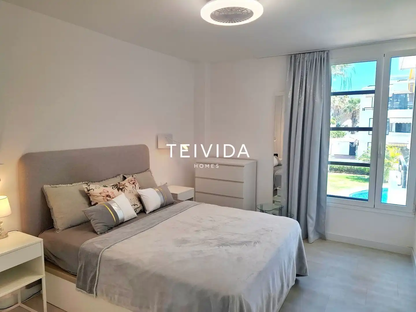 Flat with pool for sale in Avenida Rafael Puig Lluvina, imagen 13