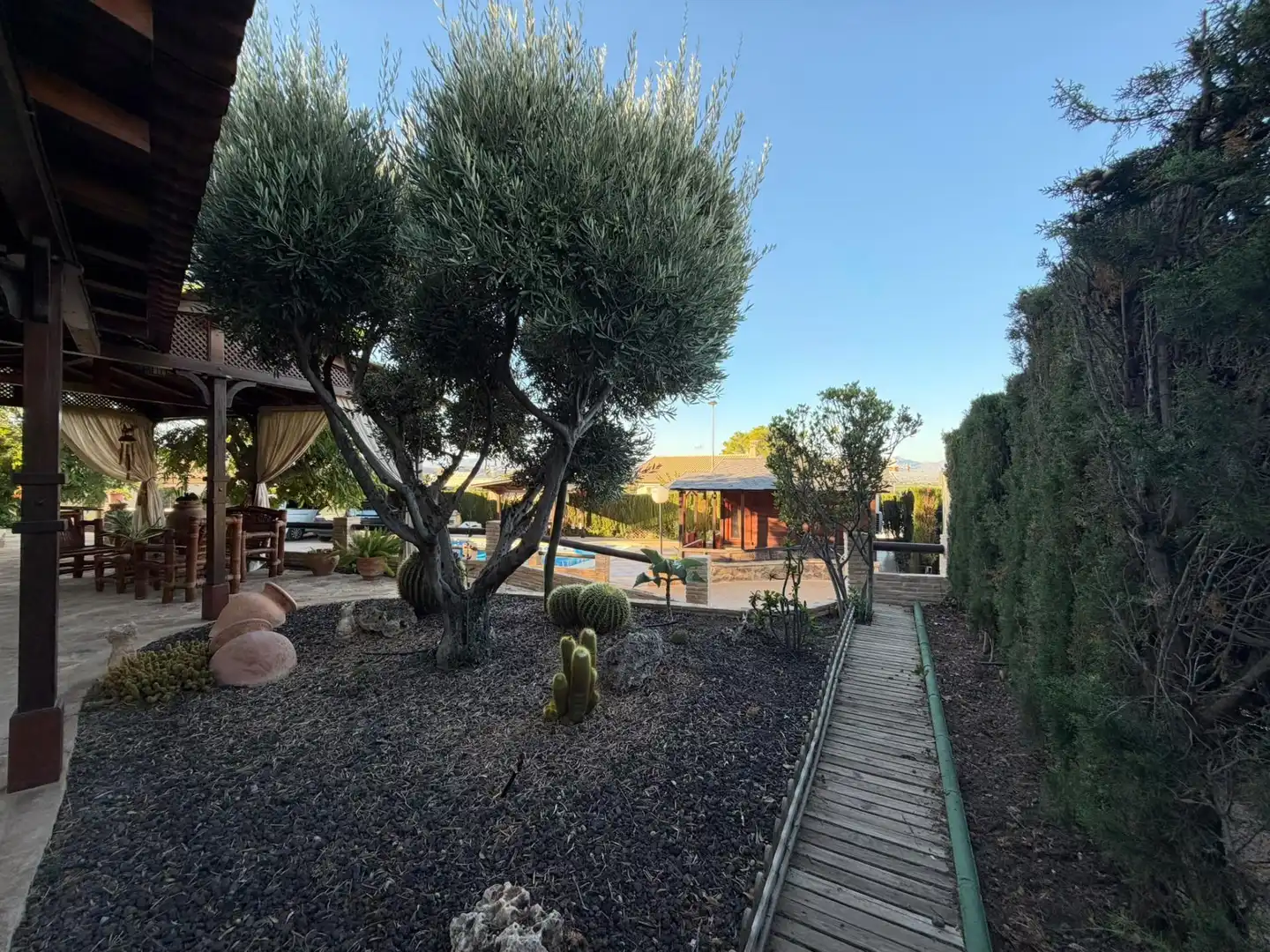 Jardín de Casa o chalet en venta en Orihuela con Aire acondicionado, Jardín privado y Trastero