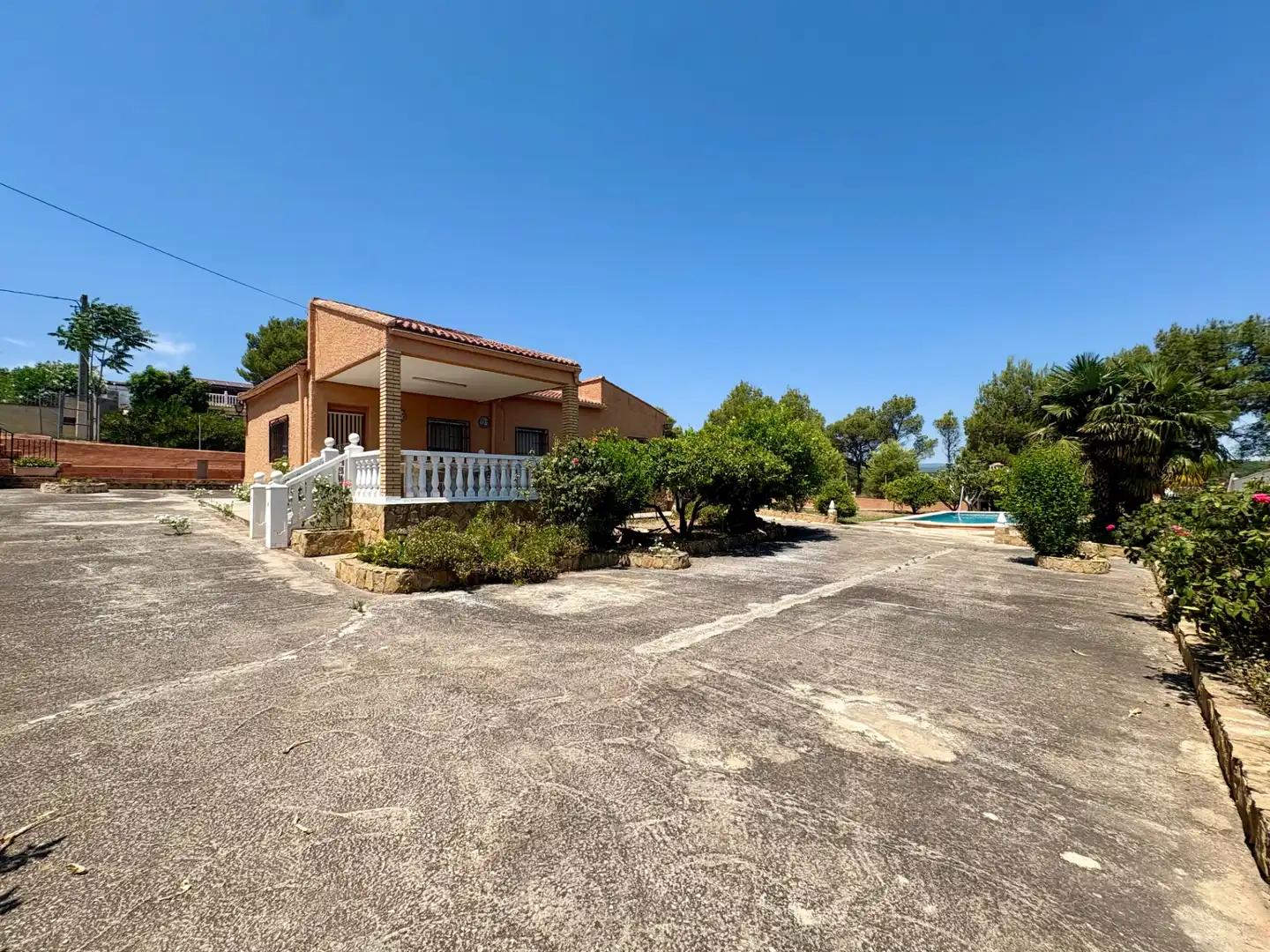 Chalet con piscina en venta en Godelleta, imagen 2