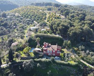 Vista exterior de Casa o xalet en venda en Monda amb Calefacció, Jardí privat i Terrassa