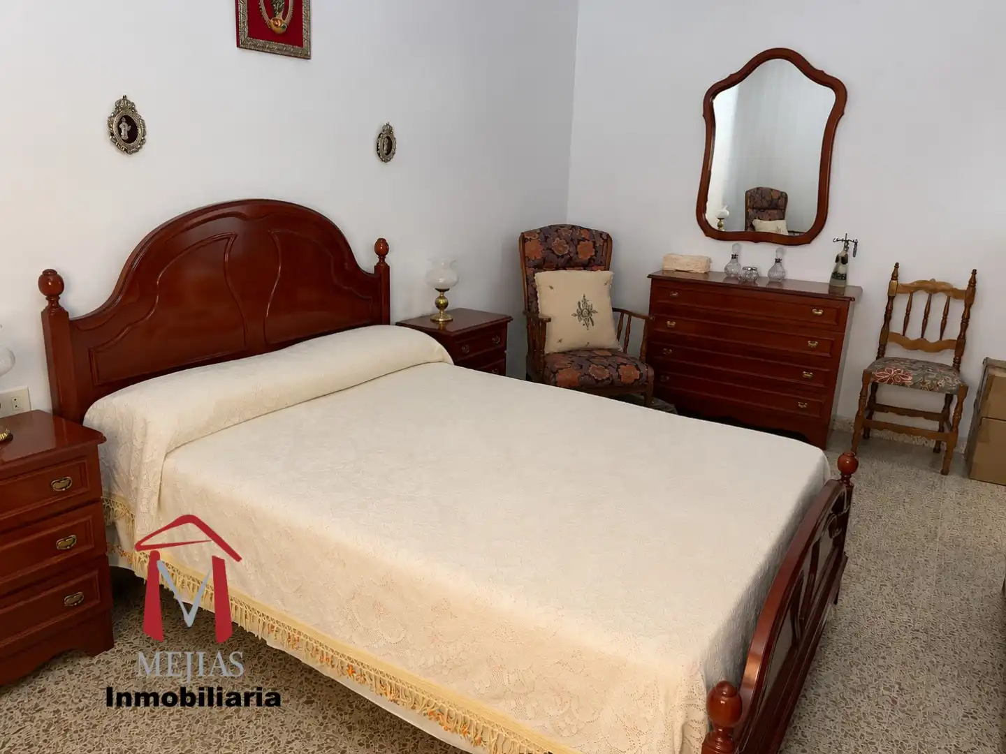 Habitación de Piso en venta en Antequera con Amueblado y Balcón