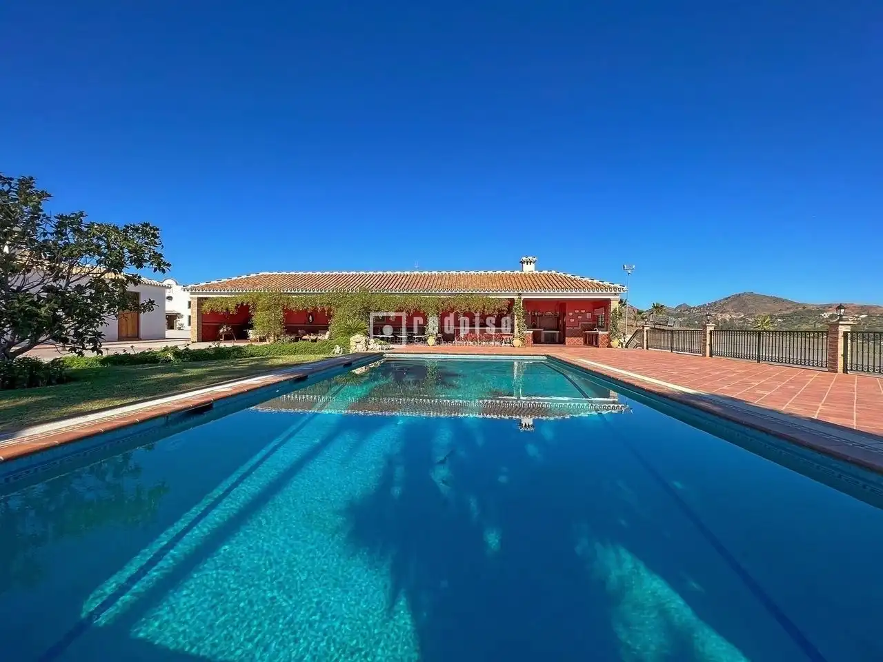 Vista exterior de Casa o chalet en venta en Cártama con Aire acondicionado, Terraza y Trastero