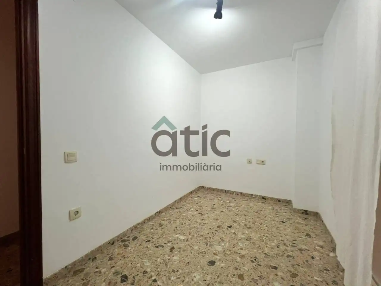 Wohnung zur Miete in Calle Saclosa, Plaça Catalunya