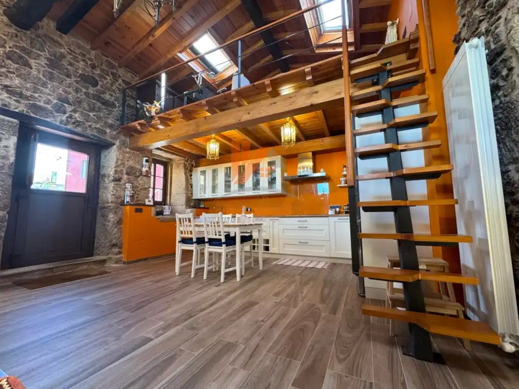 Cocina de Casa o chalet en venta en A Estrada  con Jardín privado, Horno y Balcón