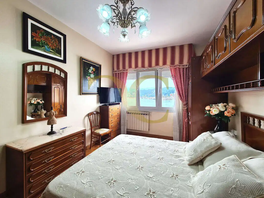 Habitación de Piso en venta en Ribadesella con Calefacción y Trastero