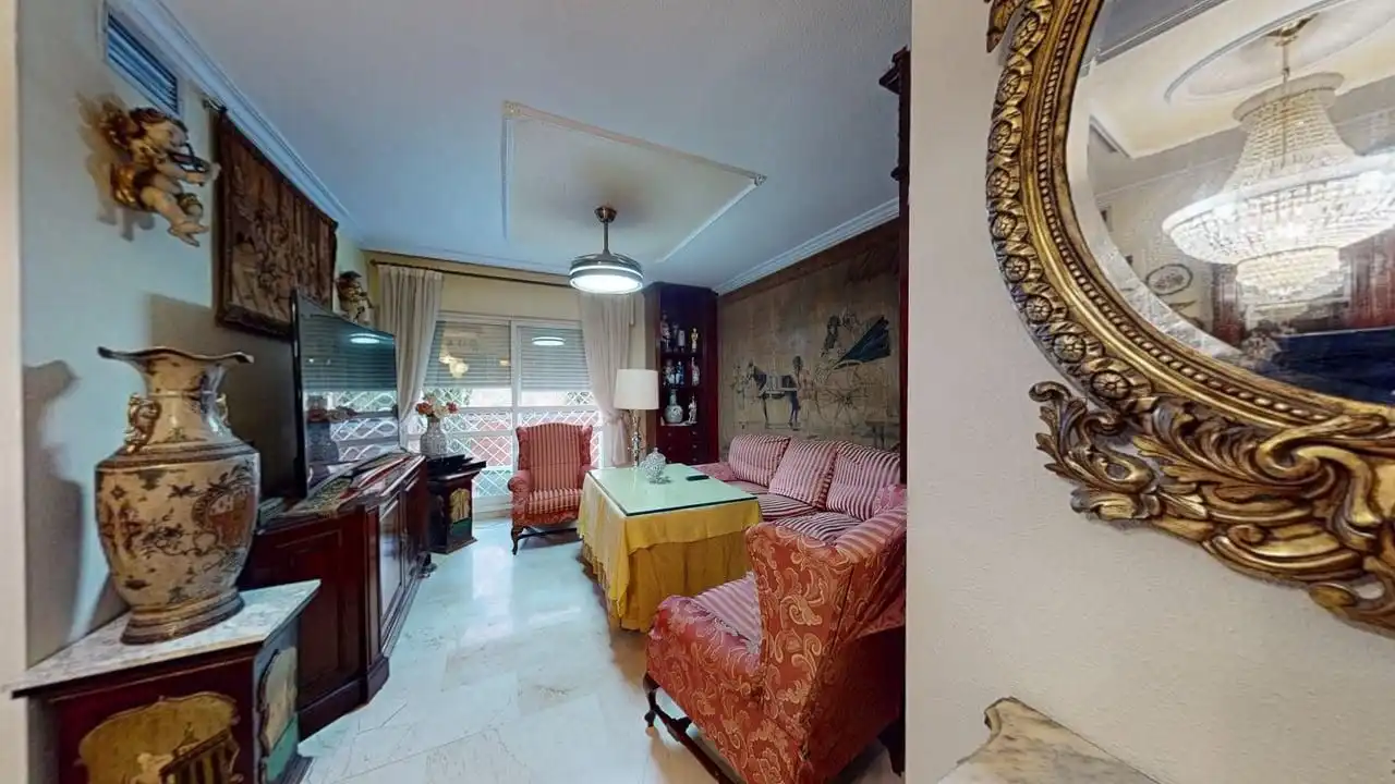 Living room of Flat for sale in Sevilla  with Air Conditioner, Heating and Terrace