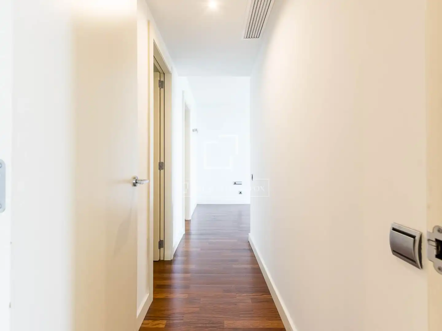 Piso en venta en Barcelona con Aire acondicionado, Calefacción y Jardín privado