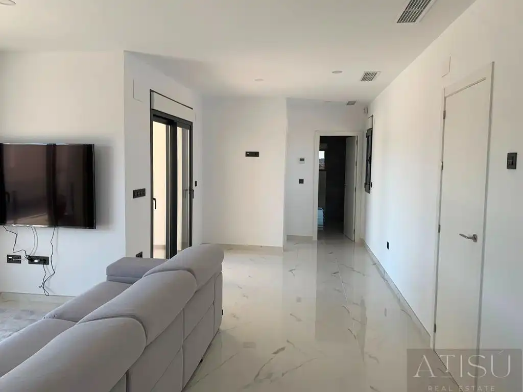 Chalet con piscina en venta en El Pinós / Pinoso, imagen 4