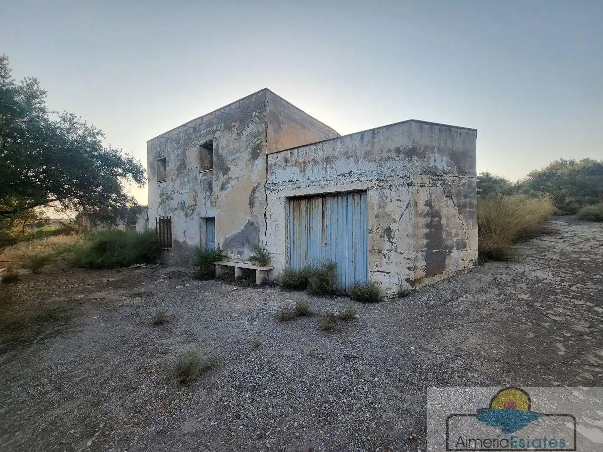 Terrenos y solares en venta en Olula del Río