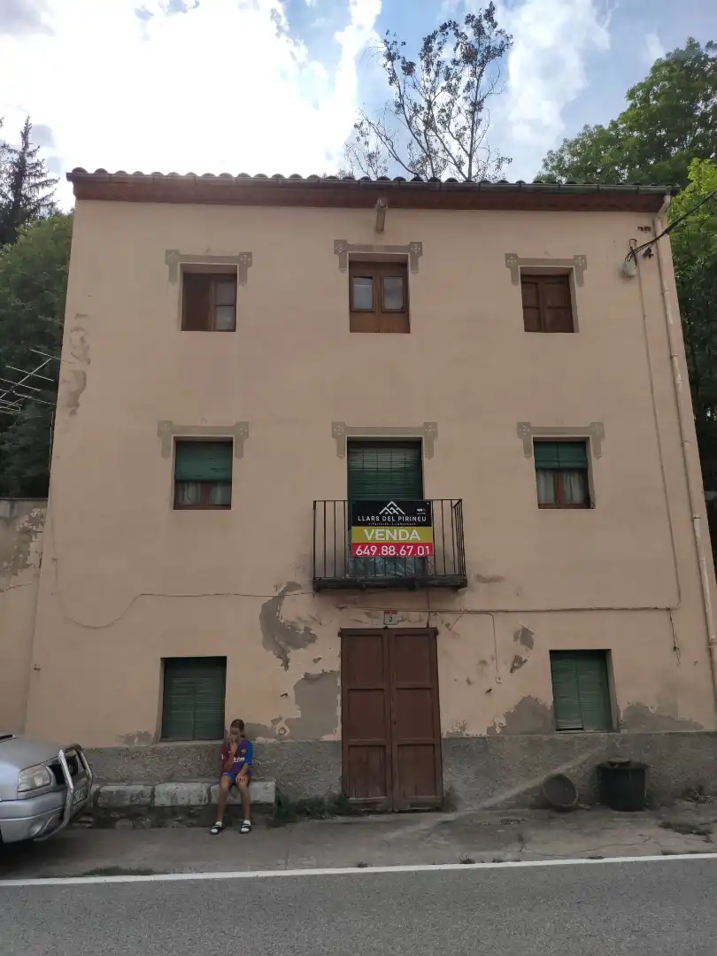 Vista exterior de Finca rústica en venta en Camprodon con Terraza y Balcón