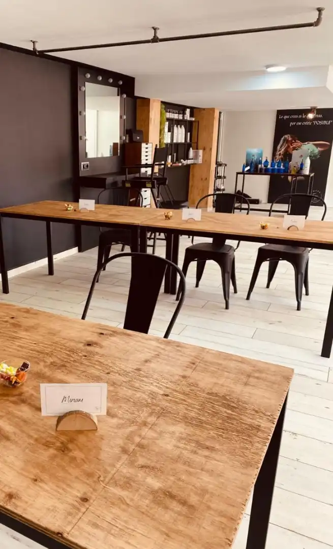 Business premises for transfer in Poblenou, imagen 3
