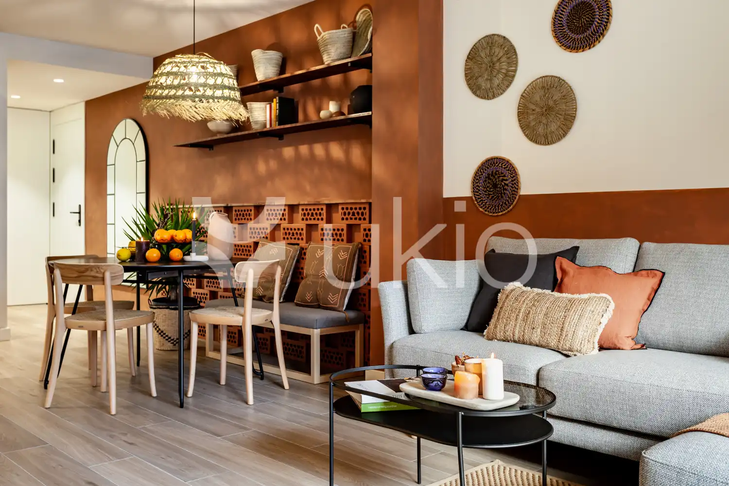 Apartamento con terraza en alquiler en Carrer de Rocafort, imagen 6