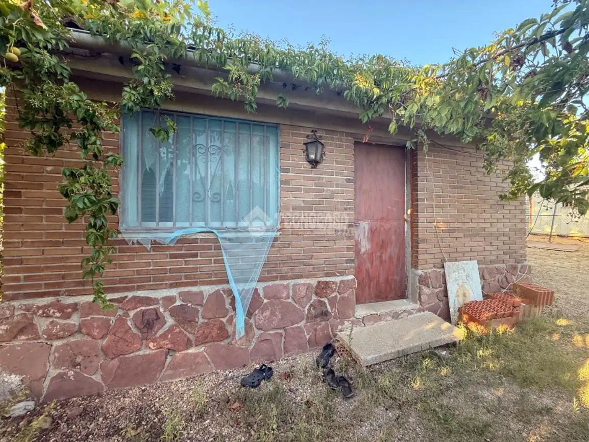 Vista exterior de Casa o chalet en venta en Serracines con Calefacción y Jardín privado