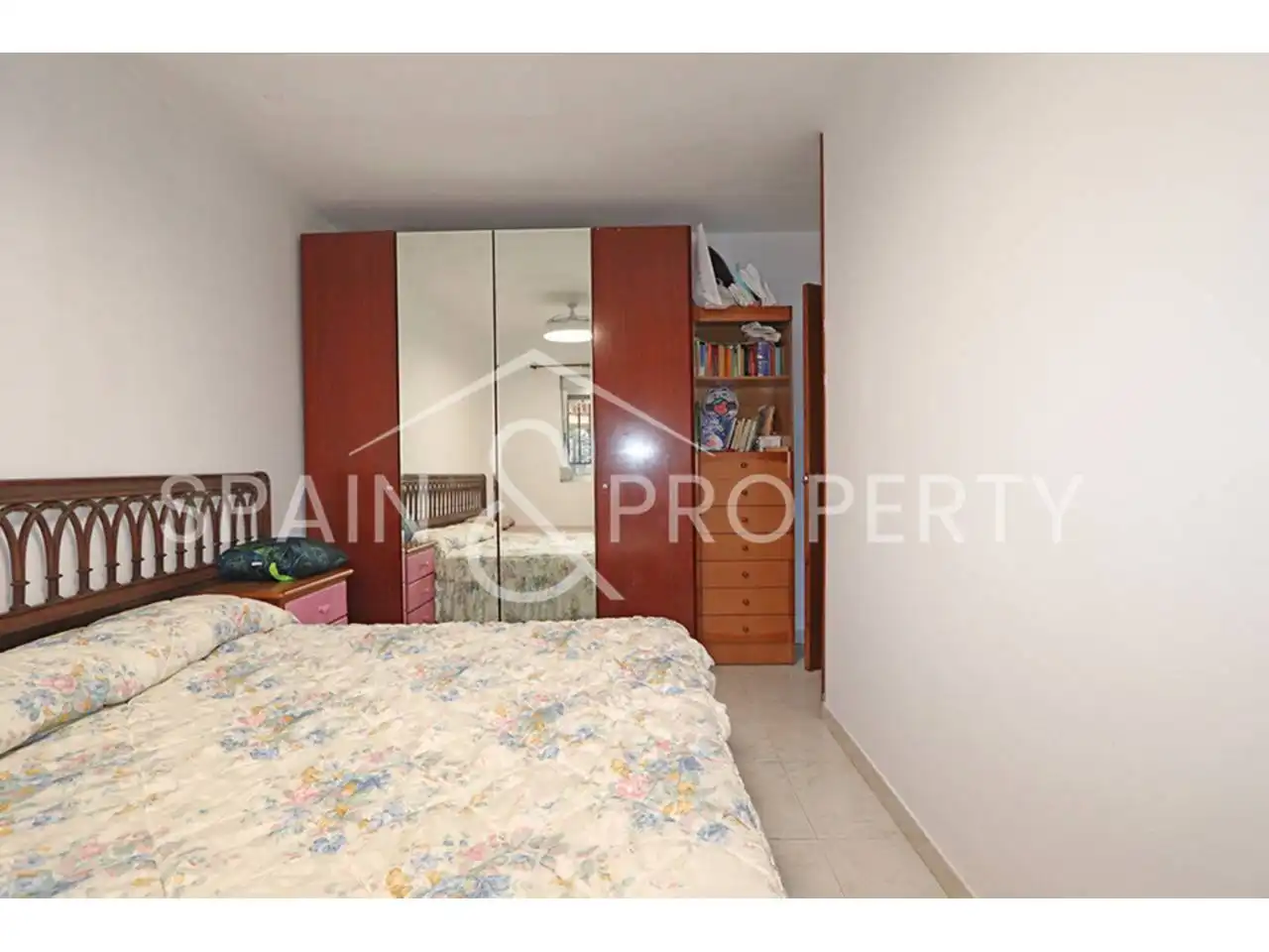 Bedroom of Houses for sale in Torrent  with Air Conditioner, Heating and Private garden