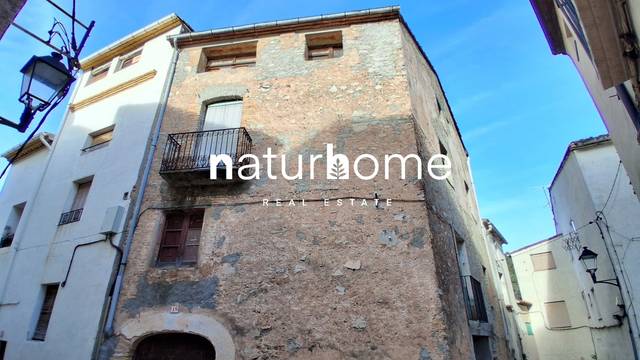Casa adosada en Venta en Carrer Major, 19 en La Torre de Fontaubella