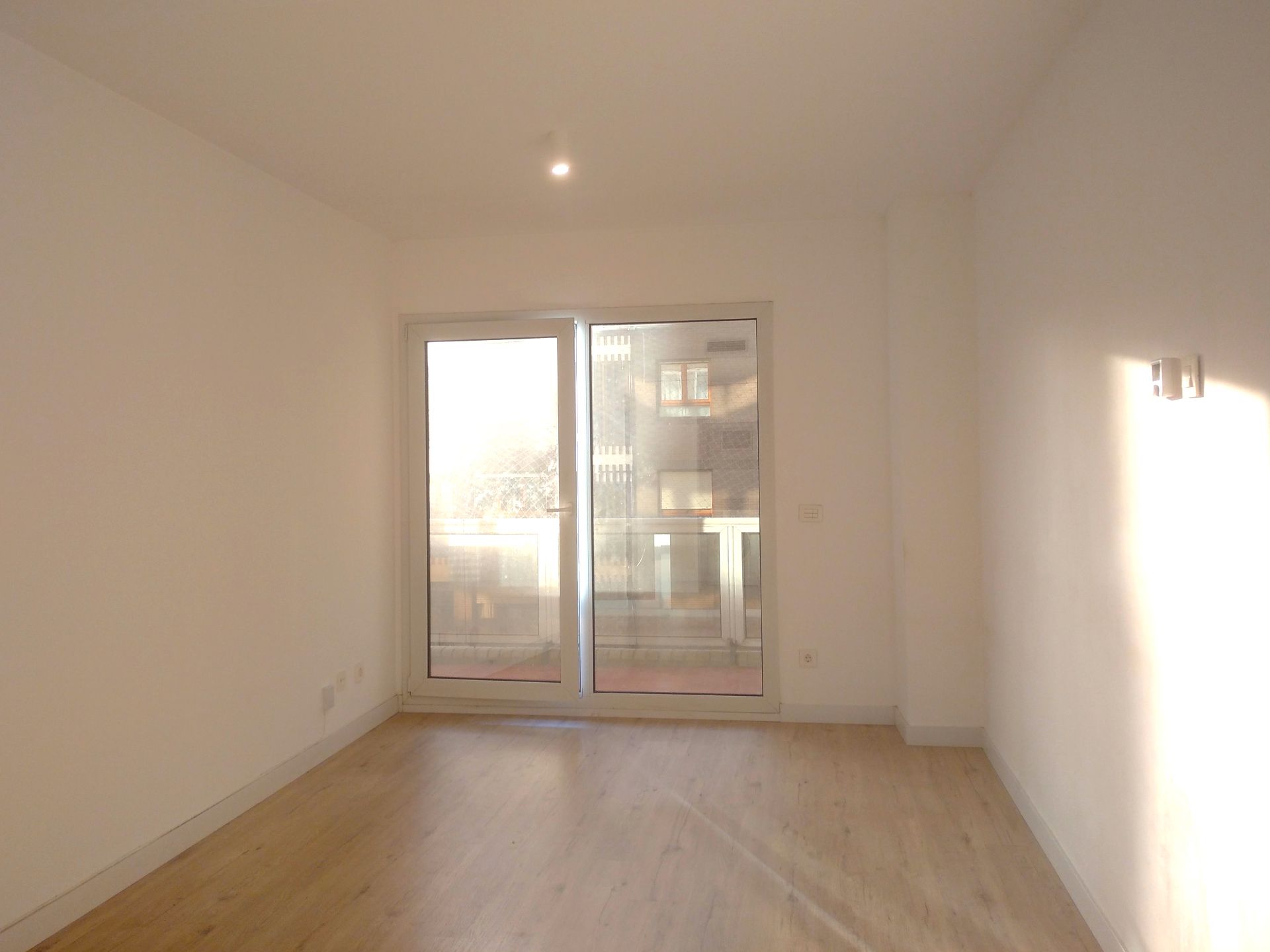 Apartment to rent in Avenida de Cesáreo Alierta, 23, La Granja, San José