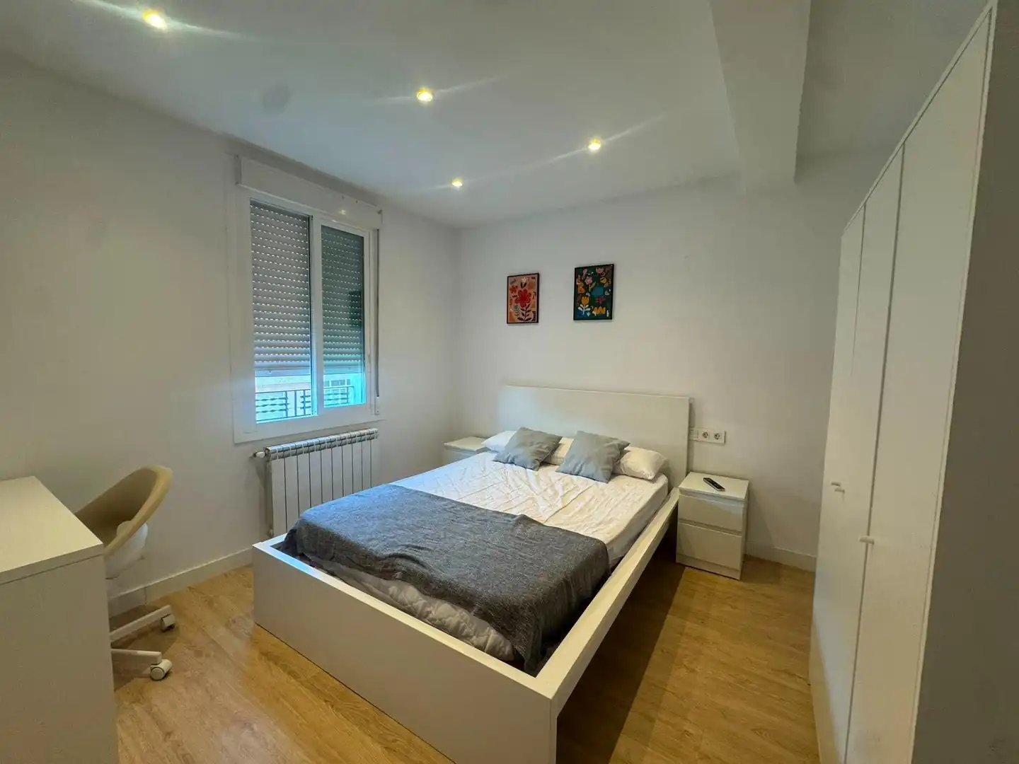 Habitación de Piso de alquiler en Ourense Capital  con Calefacción, Amueblado y Balcón