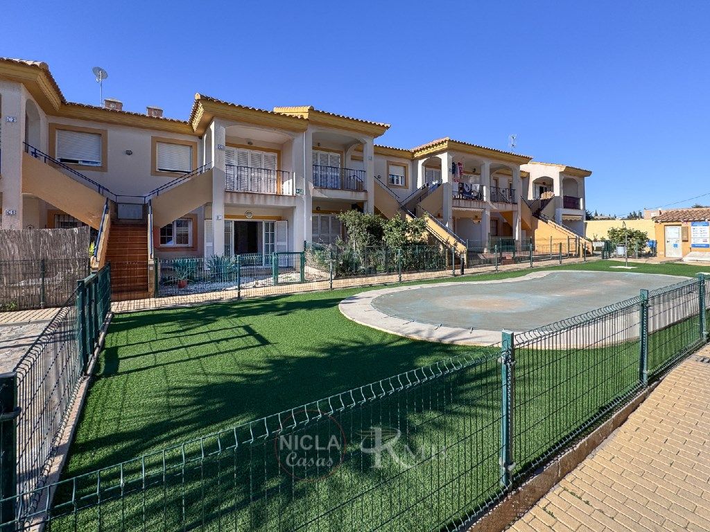 Vista exterior de Apartament en venda en Cuevas del Almanzora amb Aire condicionat, Jardí privat i Terrassa