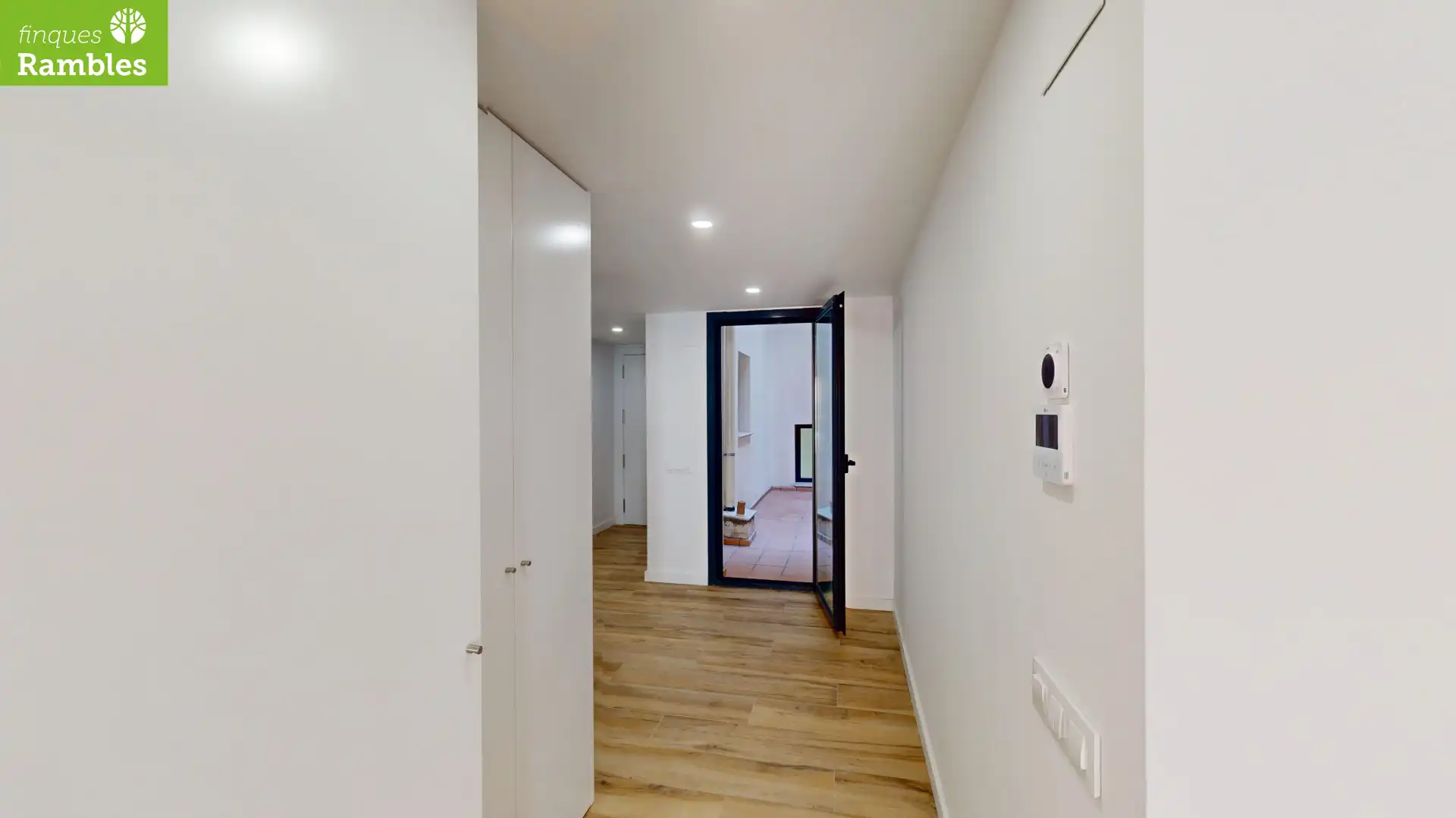 Neubau-Wohnung mit Terrasse zum Verkauf in Plaça del Rei 16, imagen 9