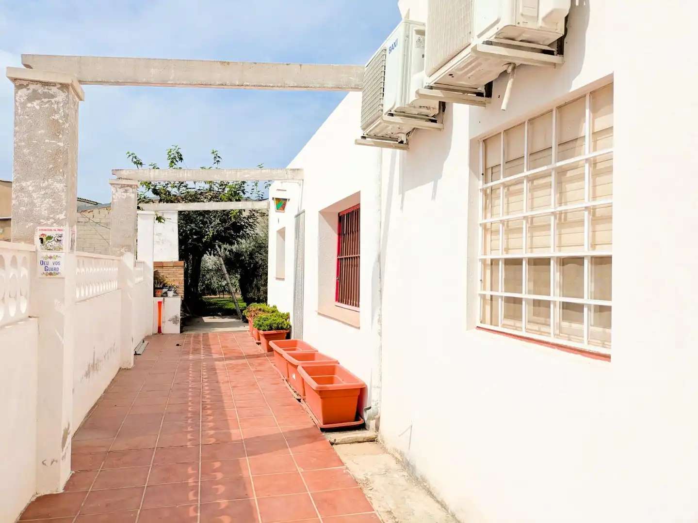 Exterior view of Houses for sale in Deltebre  with Air Conditioner and Private garden