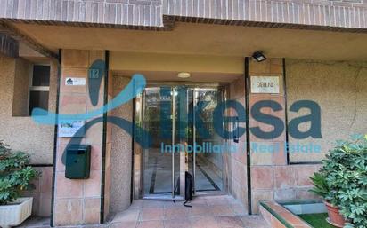 Flat for sale in  Granada Capital  with Private garden, Terrace and Balcony