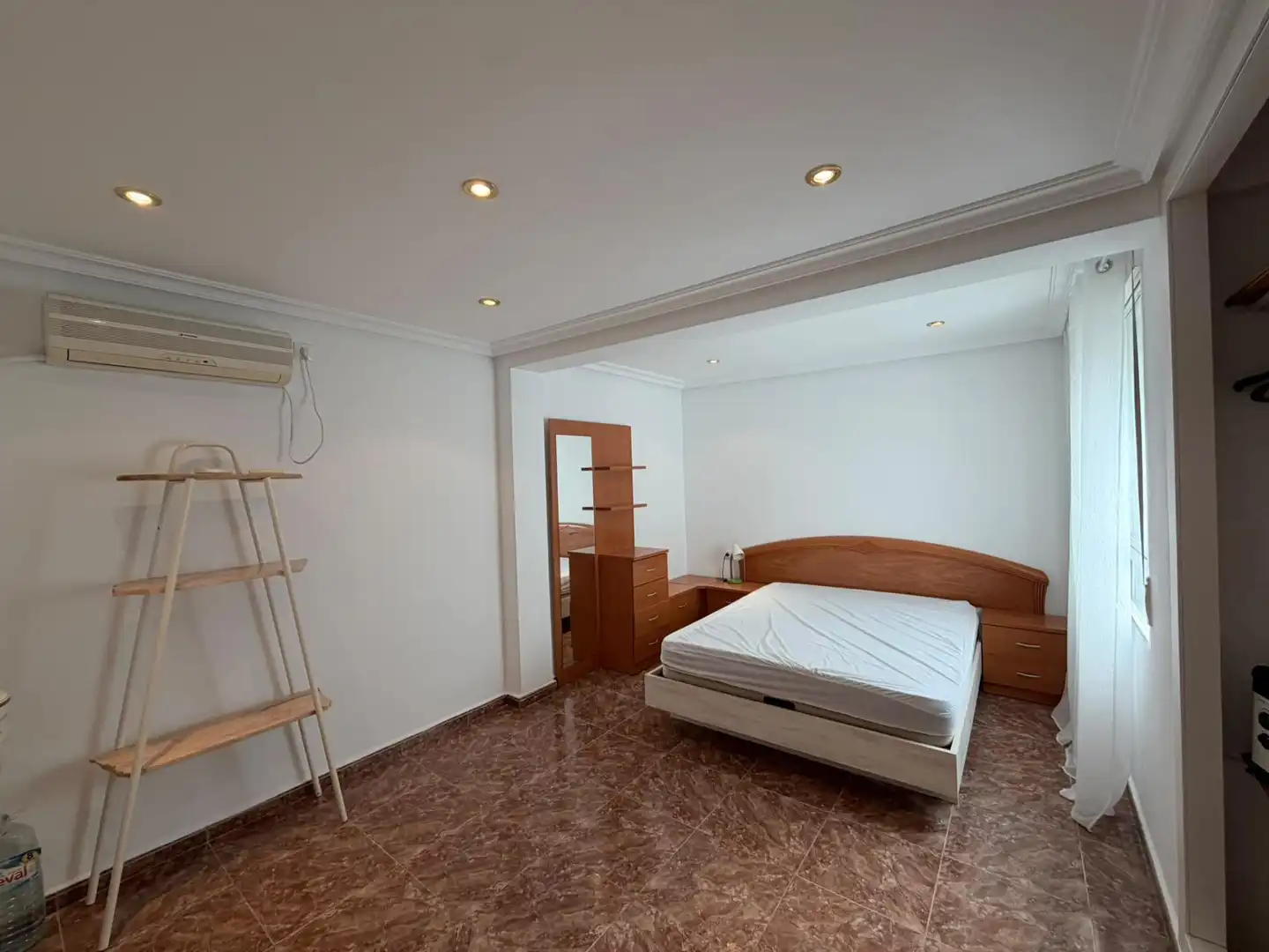 Mini appartamento con terrazza in affitto a Calle Calle Cerdá 30, imagen 5