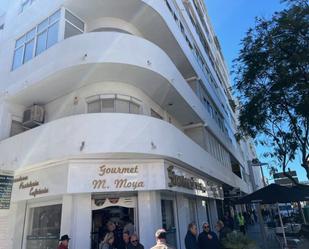 Vista exterior de Pis en venda en Algeciras amb Terrassa