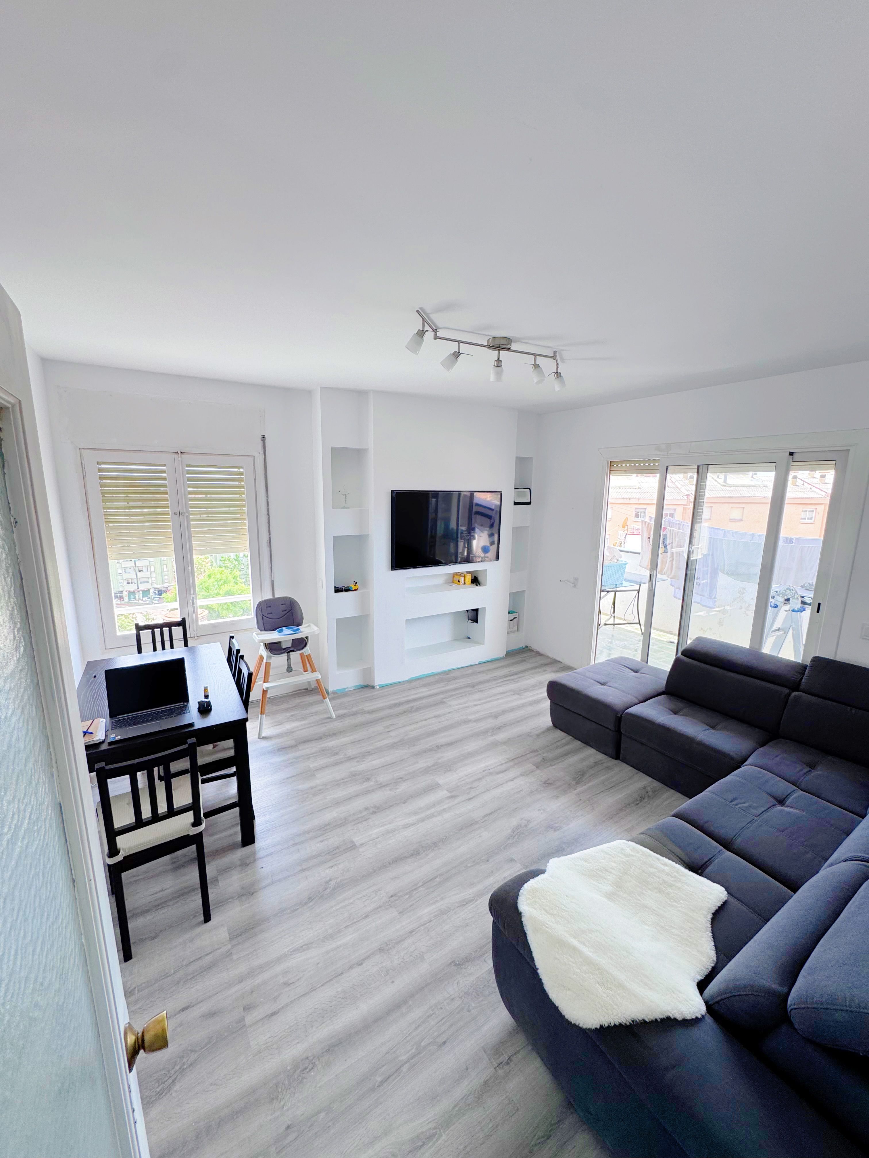 Sala d'estar de Pis de lloguer en Sabadell amb Balcó