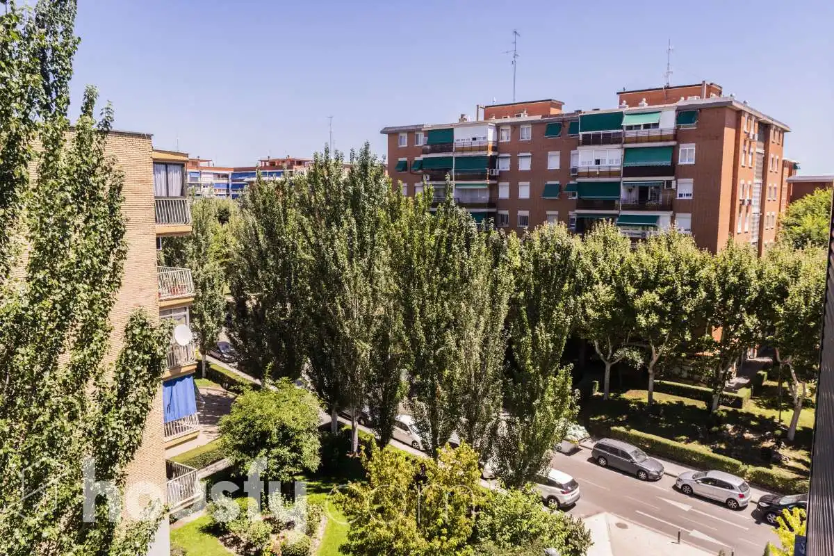 Exterior view of Flat for sale in Móstoles  with Air Conditioner, Terrace and Storage room