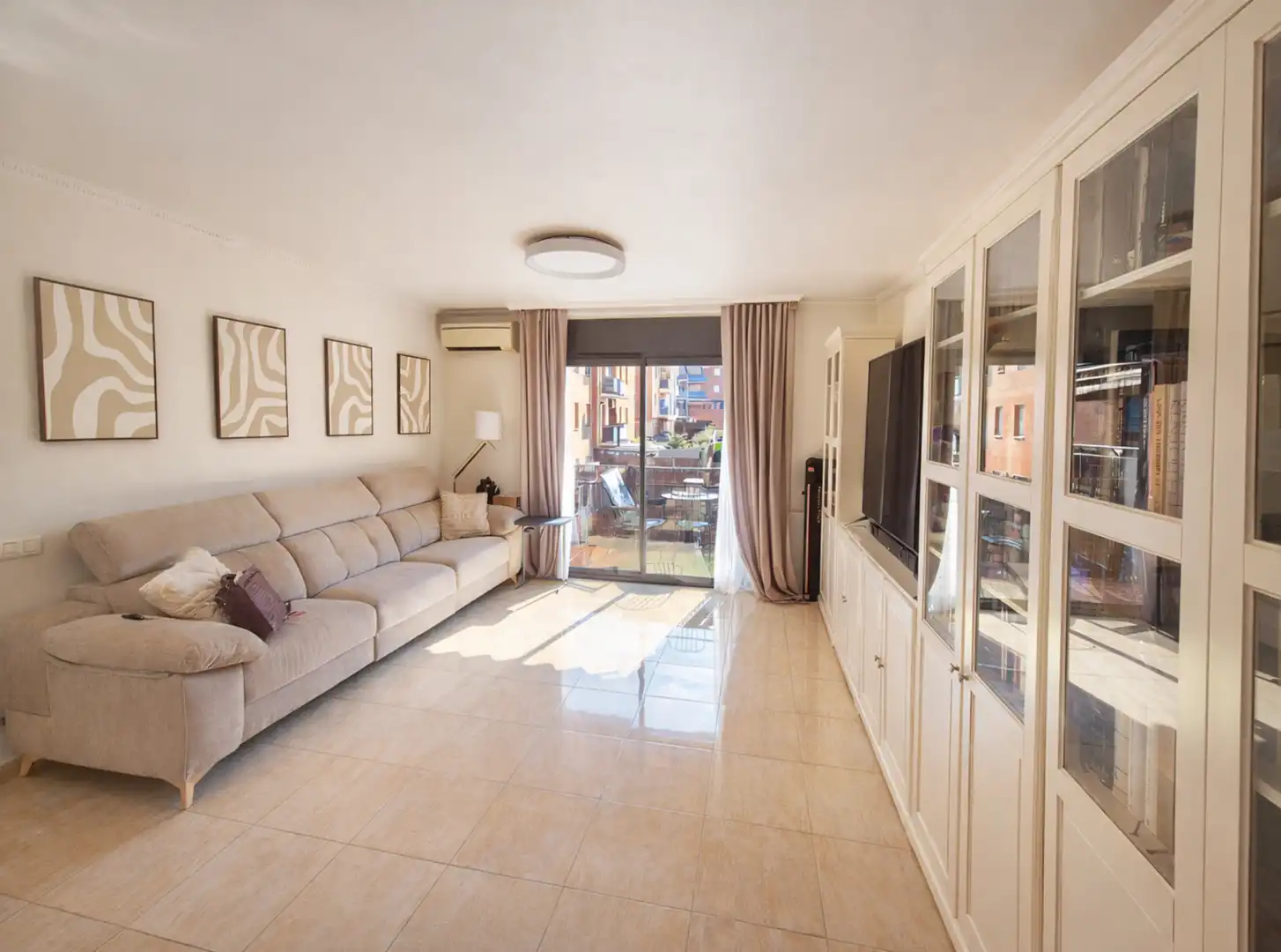 Sala de estar de Piso en venta en Ripollet con Calefacción y Amueblado